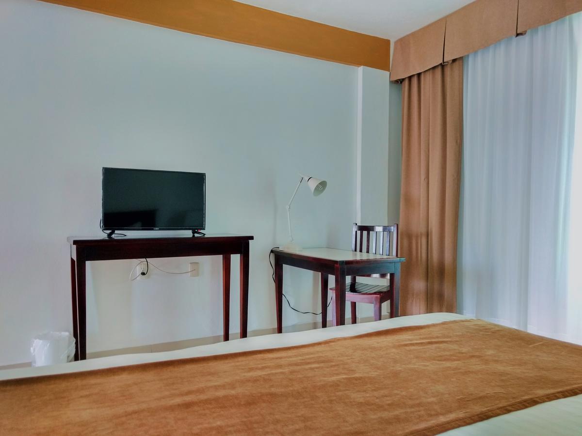 Hotel Real Primaveras Ескарсега Екстер'єр фото